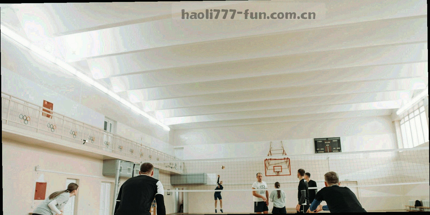 细密的规则线框与刻度沿水平方向规律排列，局部有微弱金属反光